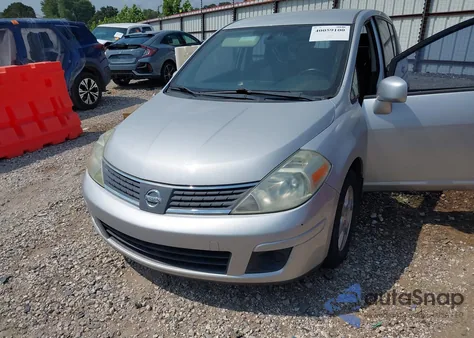 2009 Nissan Versa 1.8Sl из США, поврежденный, VIN 3N1BC13E79L376484